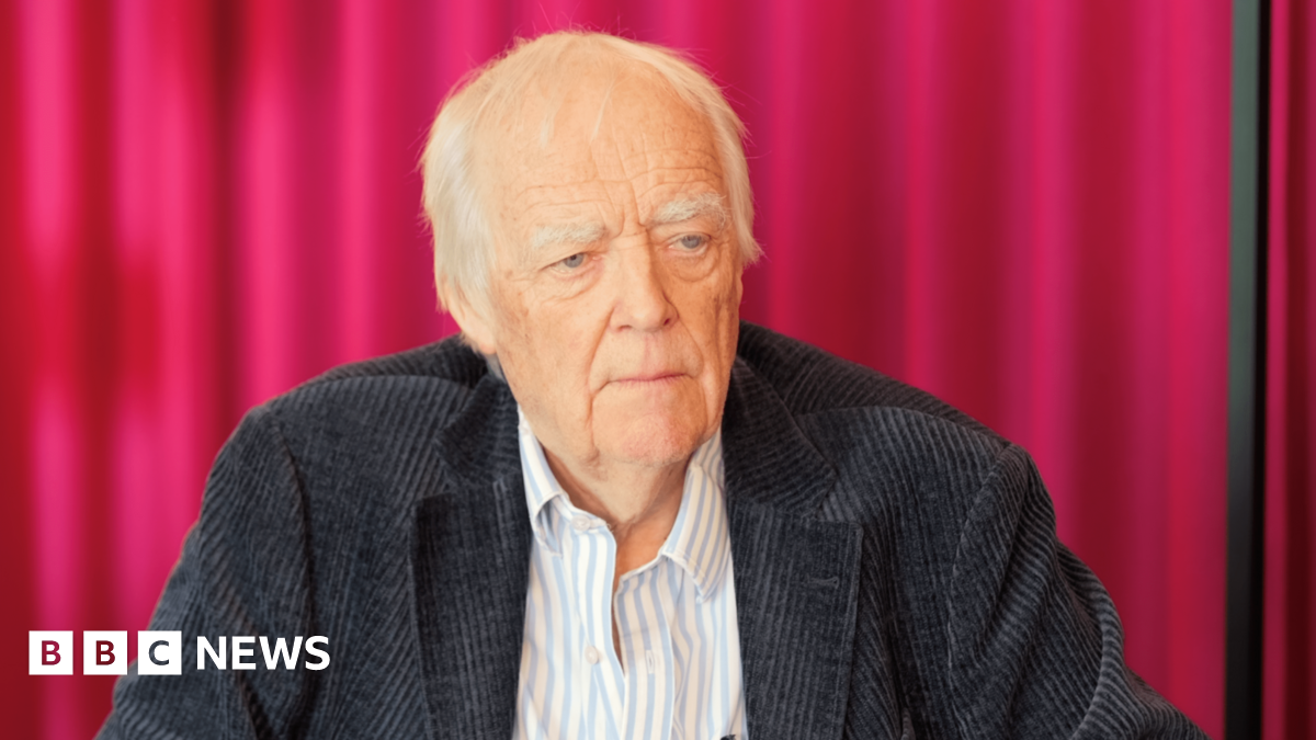 Sir Tim Rice and Lord Andrew Lloyd-Webber write new songs - BBC News