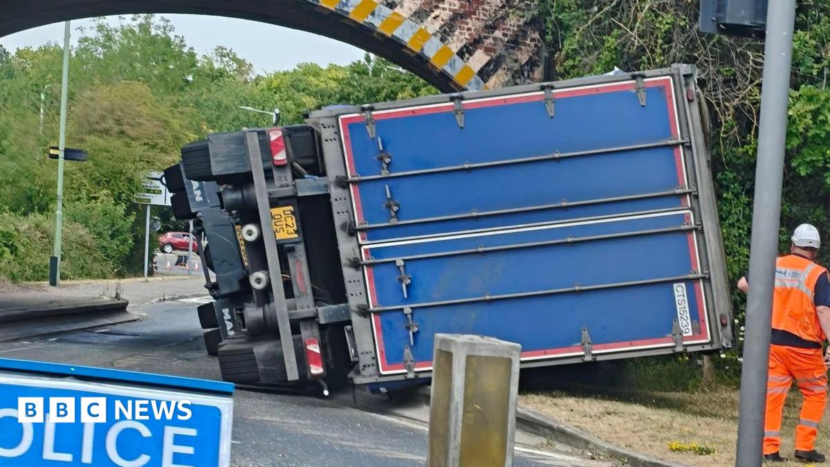 Ipswich and Cambridge trains delayed as lorry hits railway bridge