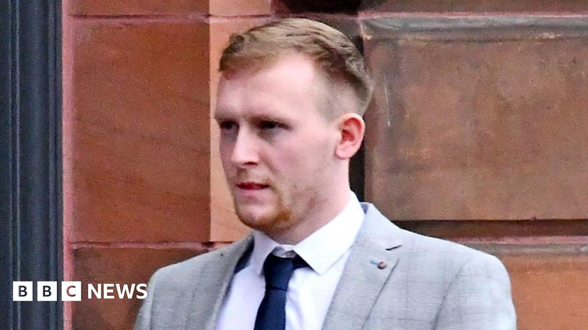 Snapchat sextortion accused jailed for three years - BBC News
