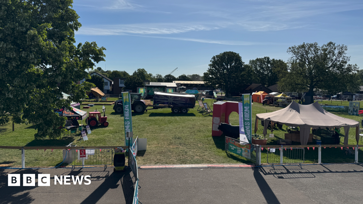Farm-Fest draws mixed response as some traders leave early