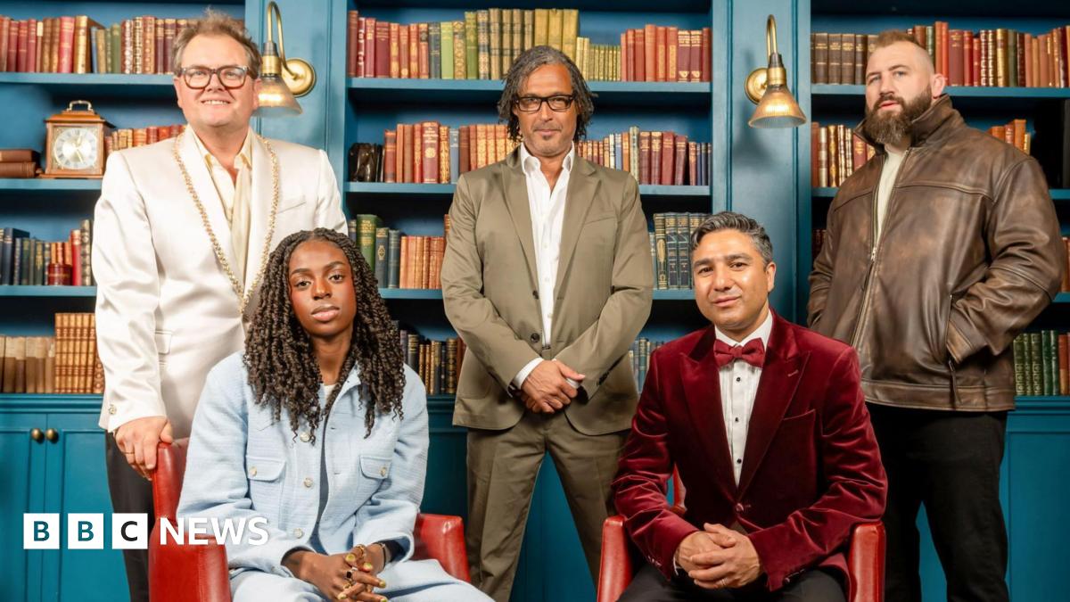 
                            Celebrity Traitors finale: Winners and losers revealed but is it Alan Carr, Cat Burns, David Olusoga, Joe Marler or Nick Mohammed?