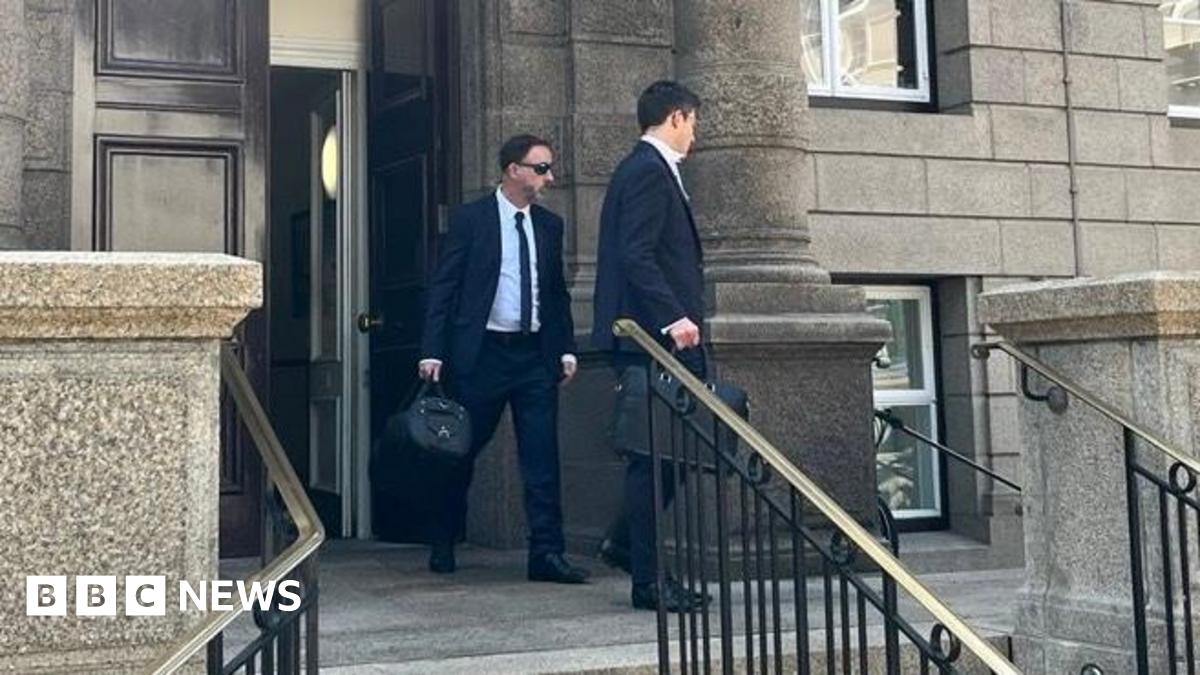Jersey GP sentenced to community service for making false prescriptions