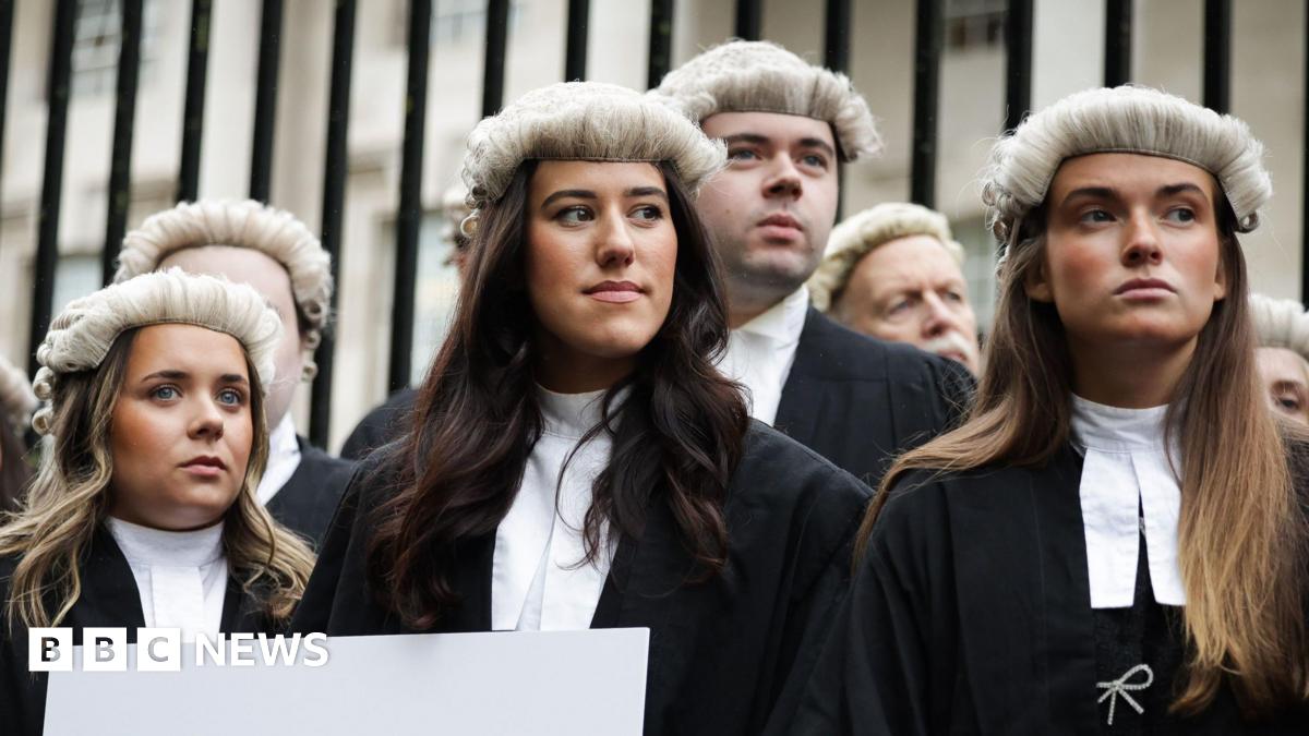 NI Barristers’ Oath to Queen Removed