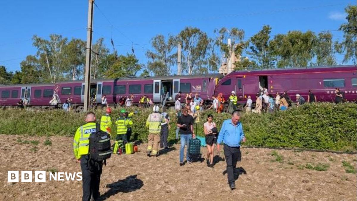 Eyewitnesses describe injuries and confusion of Bedford train crash