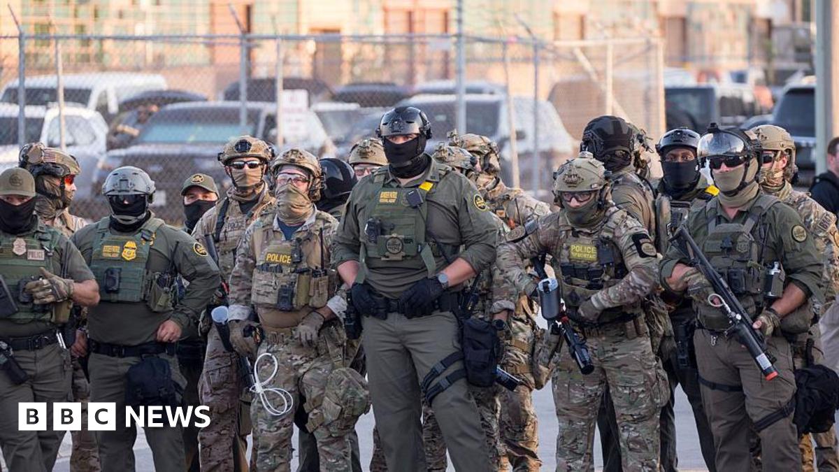 Trump authorises National Guard deployment to Chicago