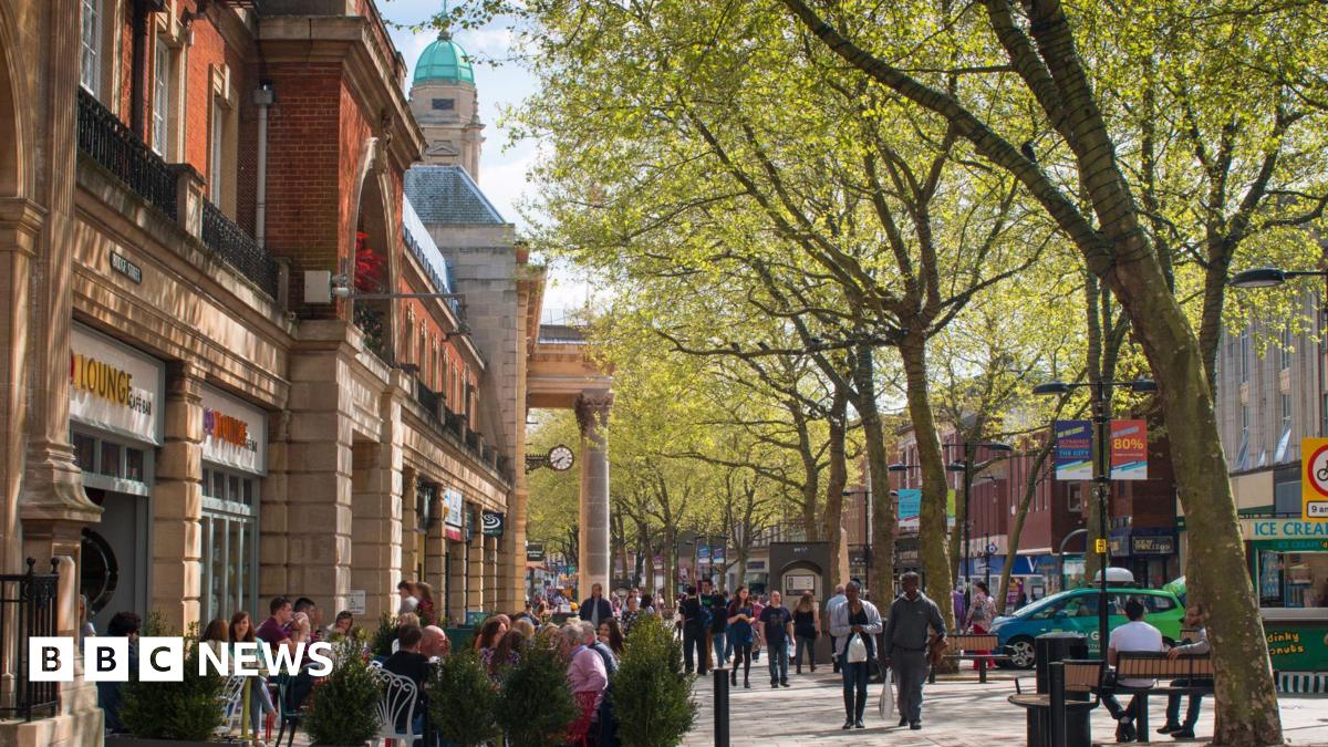 bbc.co.uk - Darren Calpin - Obesity report sets out vision for healthy future in Peterborough