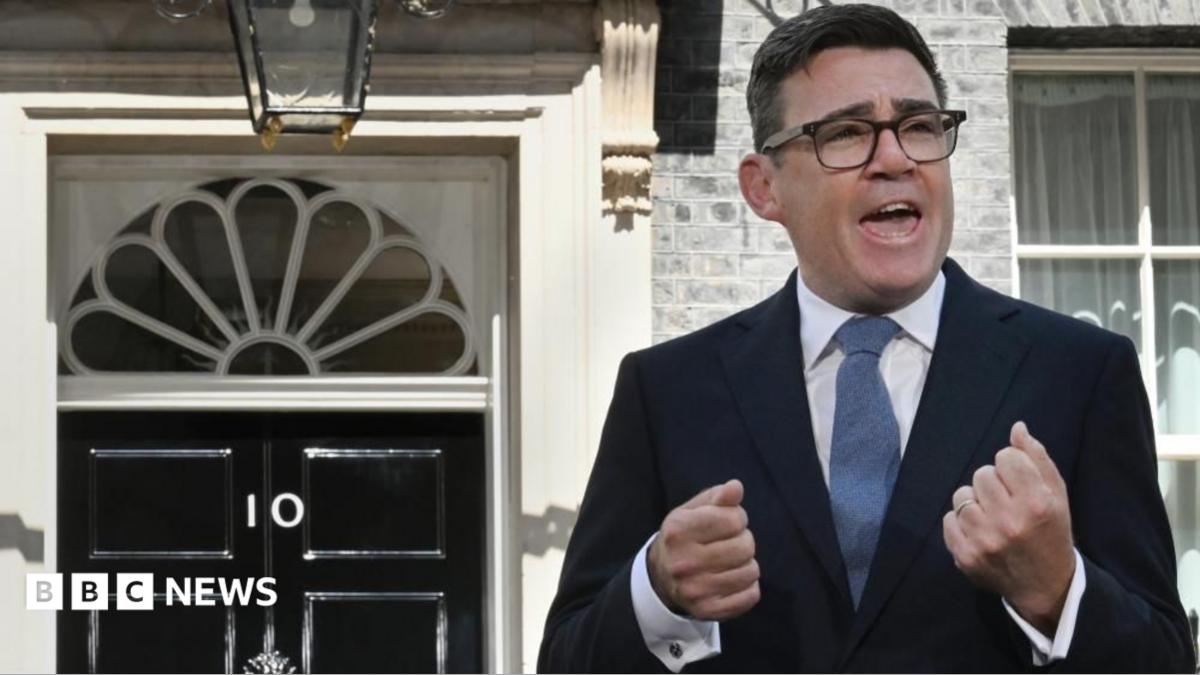 Burnham pledges to 'bring back hope' as he makes Healey chancellor