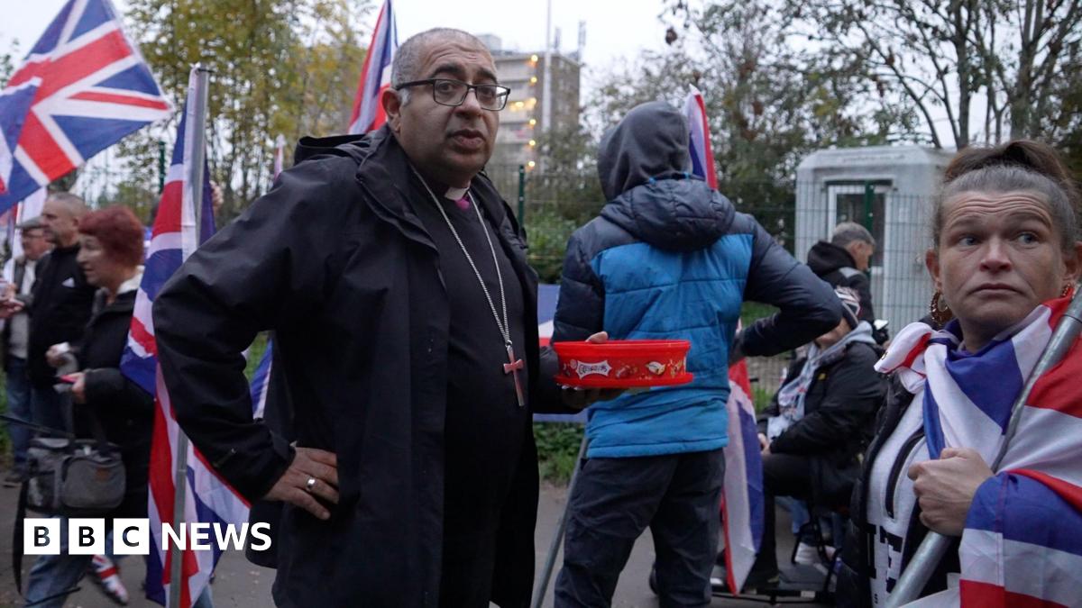 
                            Why Tommy Robinson supporters are turning to Christianity