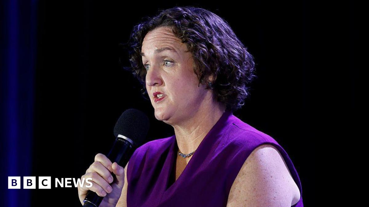 California governor candidate Katie Porter says she 'fell short' in viral  videos - BBC News