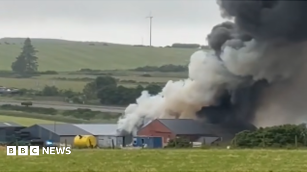 bbc.co.uk - Firefighters battle blaze overnight at Aberdeenshire industrial estate