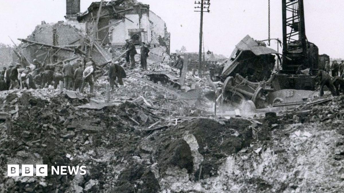 New Soham WW2 rail disaster information revealed 80 years on - BBC News