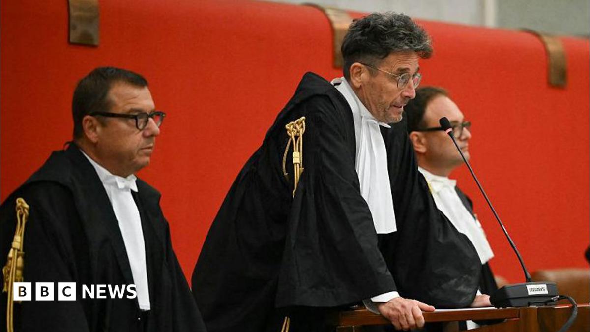 مسؤولون إيطاليون يواجهون أحكاماً بالسجن بسبب كارثة جسر جنوة التي أودت بحياة 43 شخصاً