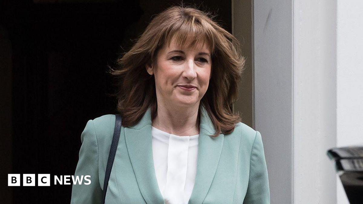 Reeves plans energy bill help for those 'who need it most'