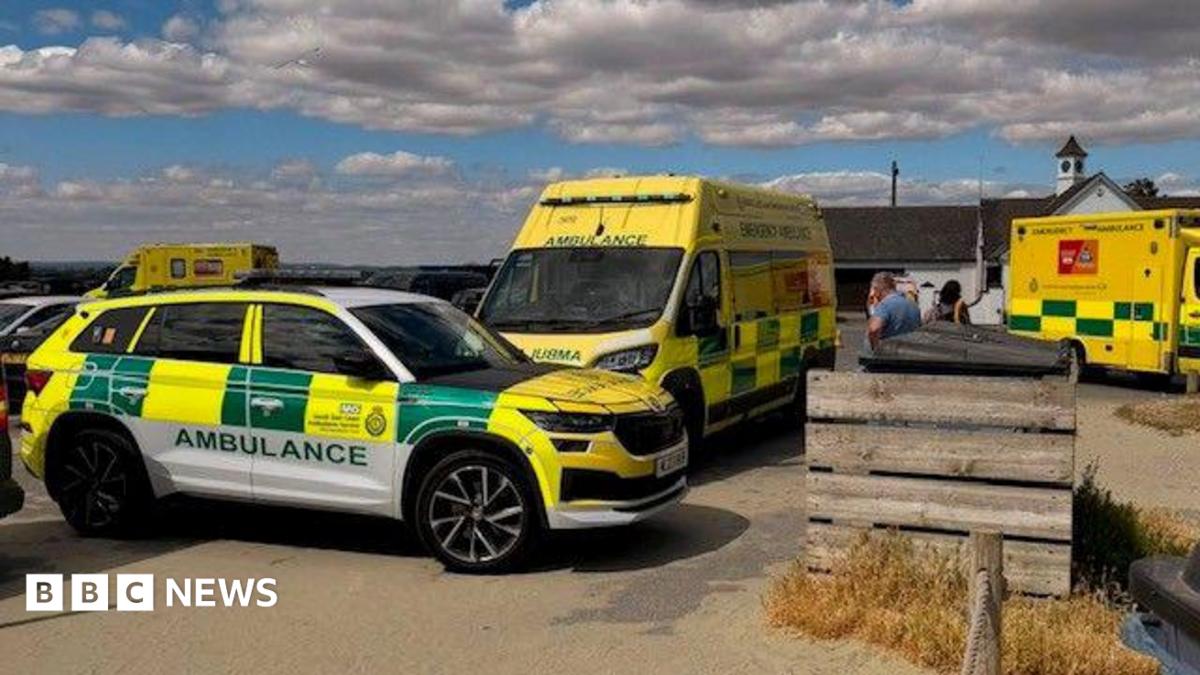 Man dies after getting into difficulty in sea in West Wittering