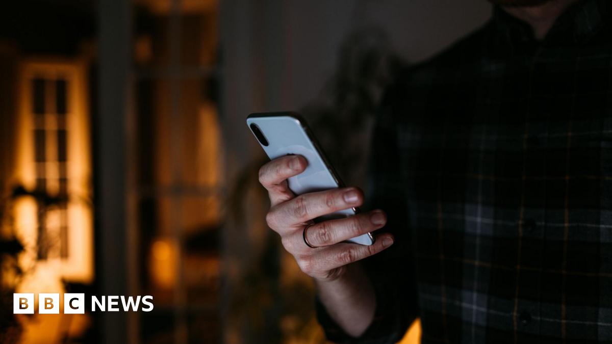 Two porn sites investigated for suspected age check failings