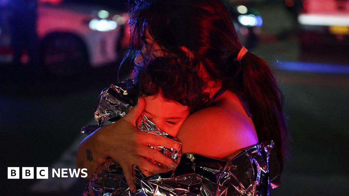 
                            'It was pandemonium': Jewish community targeted in Australia's deadliest shooting in decades