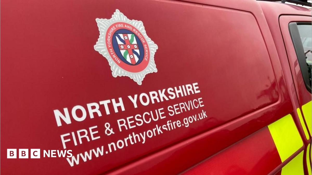 'Deliberate' hay bale fire spreads to South Milford fields