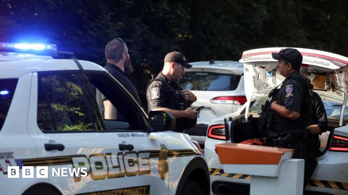 FBI searches home of John Bolton - live updates
