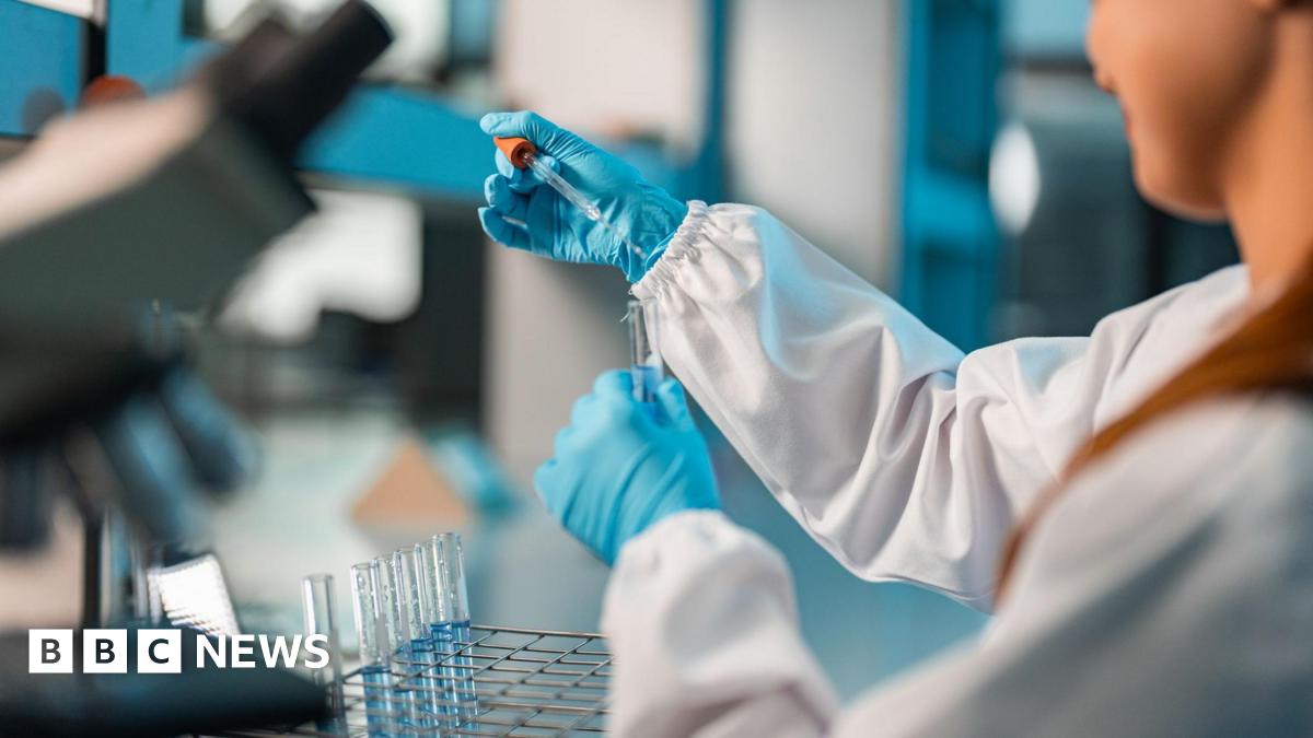Listeria: Food supplier brings in expert over bacterial infection