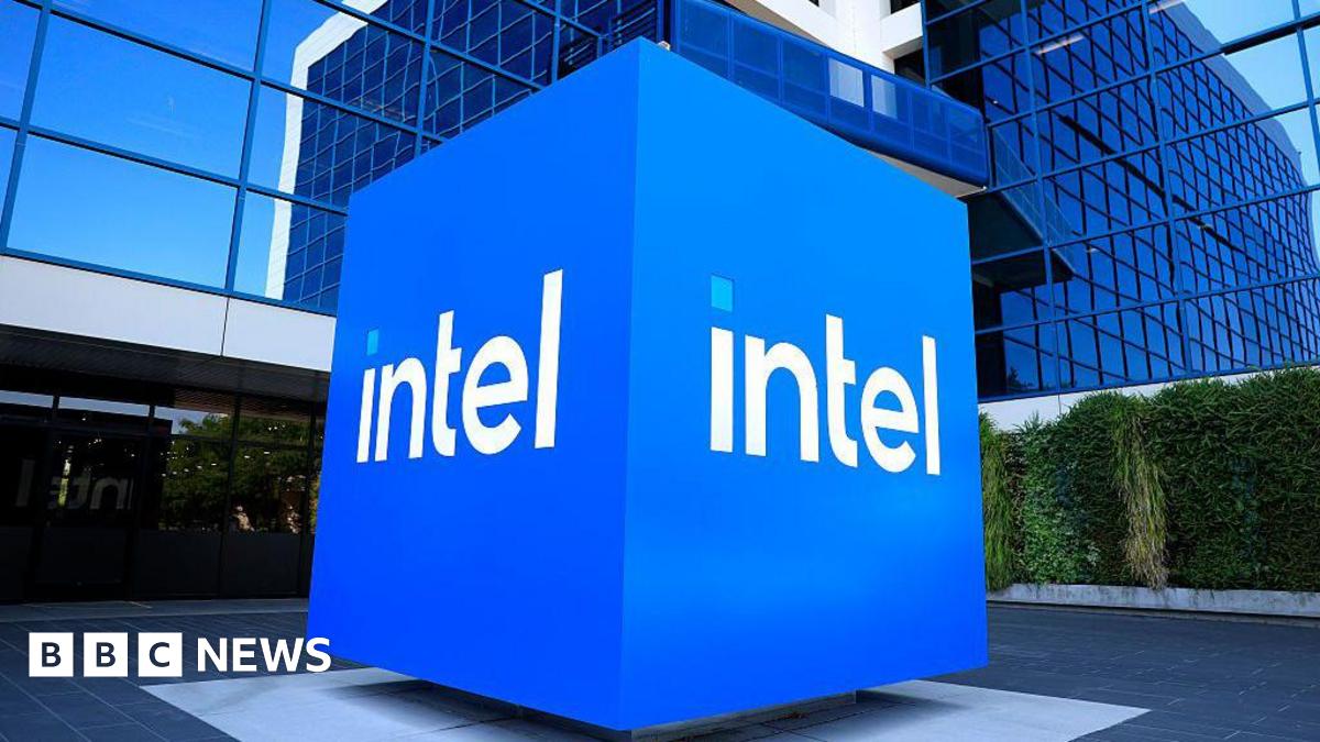 US government announces 10% stake in chipmaker Intel