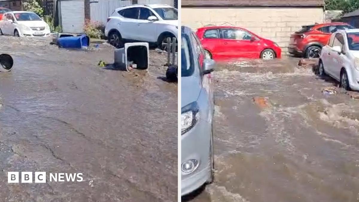 Burst Barnsley water pipe floods homes and gardens
