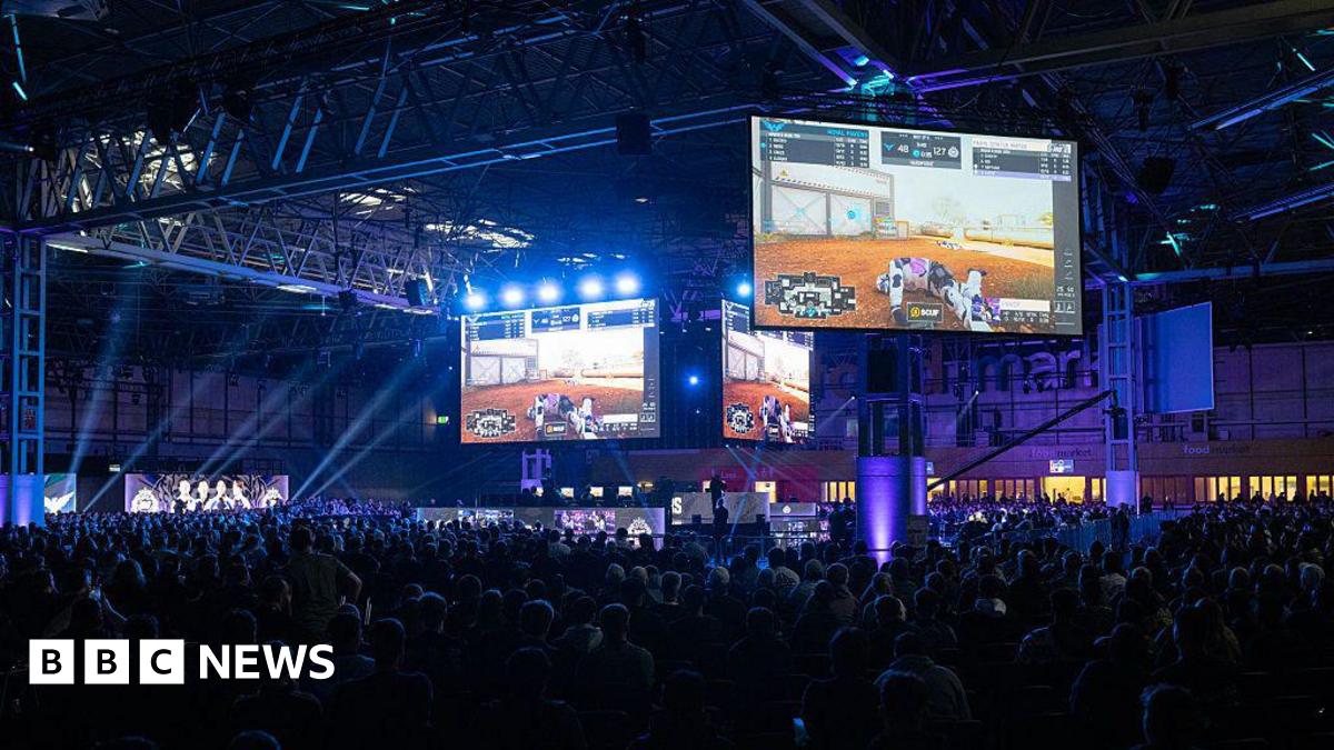 bbc.co.uk - Josh Sandiford - DreamHack: Gaming's Glastonbury arrives in Birmingham