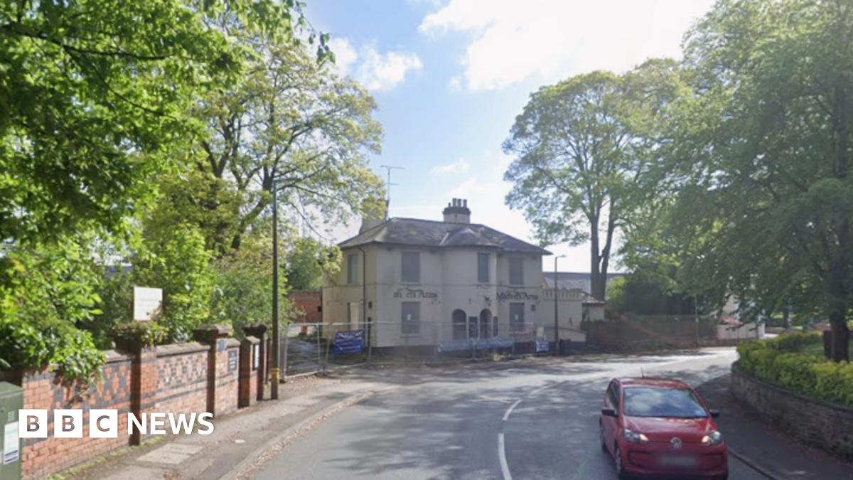 Arrest after 'serious' stabbing in Radcliffe-on-Trent beer garden