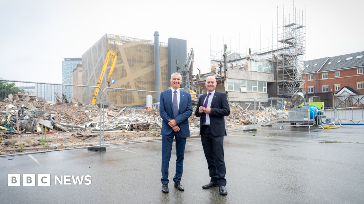 Police station demolished as Liverpool plan moves forward