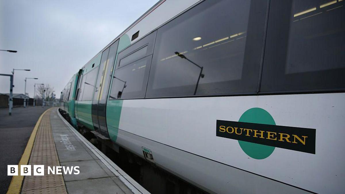 Train disruptions between Oxted and Uckfield due to track defect