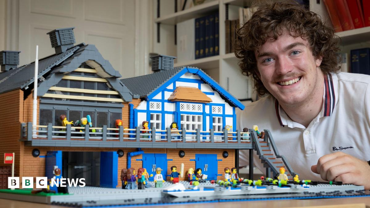 Cambridge Uni student rower builds Lego boathouse replica