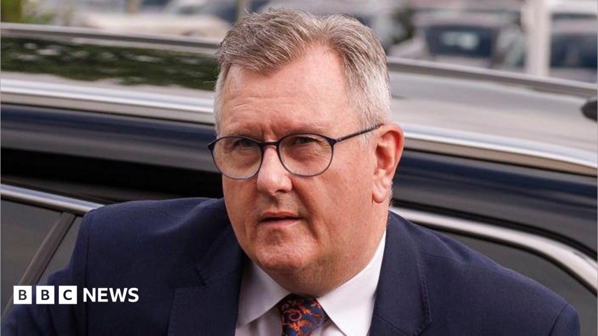 Jeffrey Donaldson: Ex DUP leader told police letter to alleged victim was not an apology for sex abuse