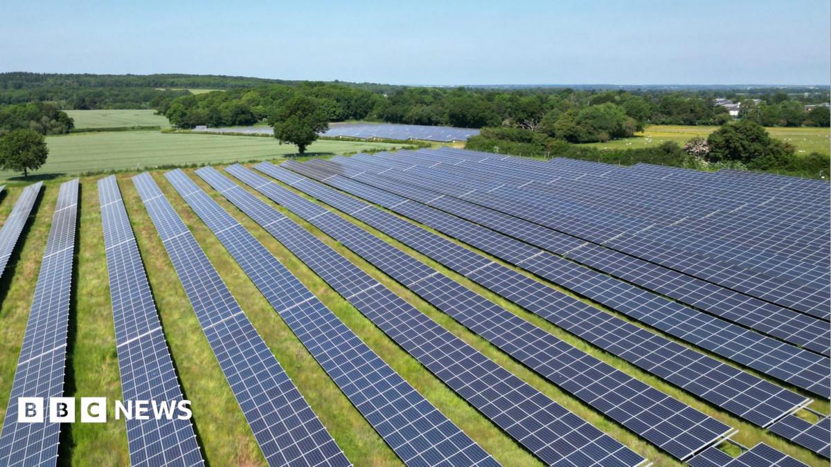 bbc.co.uk - Laura Coffey - Energy secretary considers plans for Northamptonshire solar farm