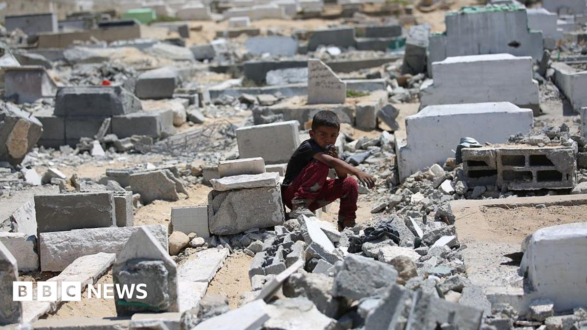 Gaza now worse than hell on earth, humanitarian chief tells BBC
