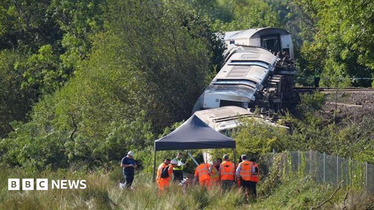 Weekend cancellations after East Sussex train derailment