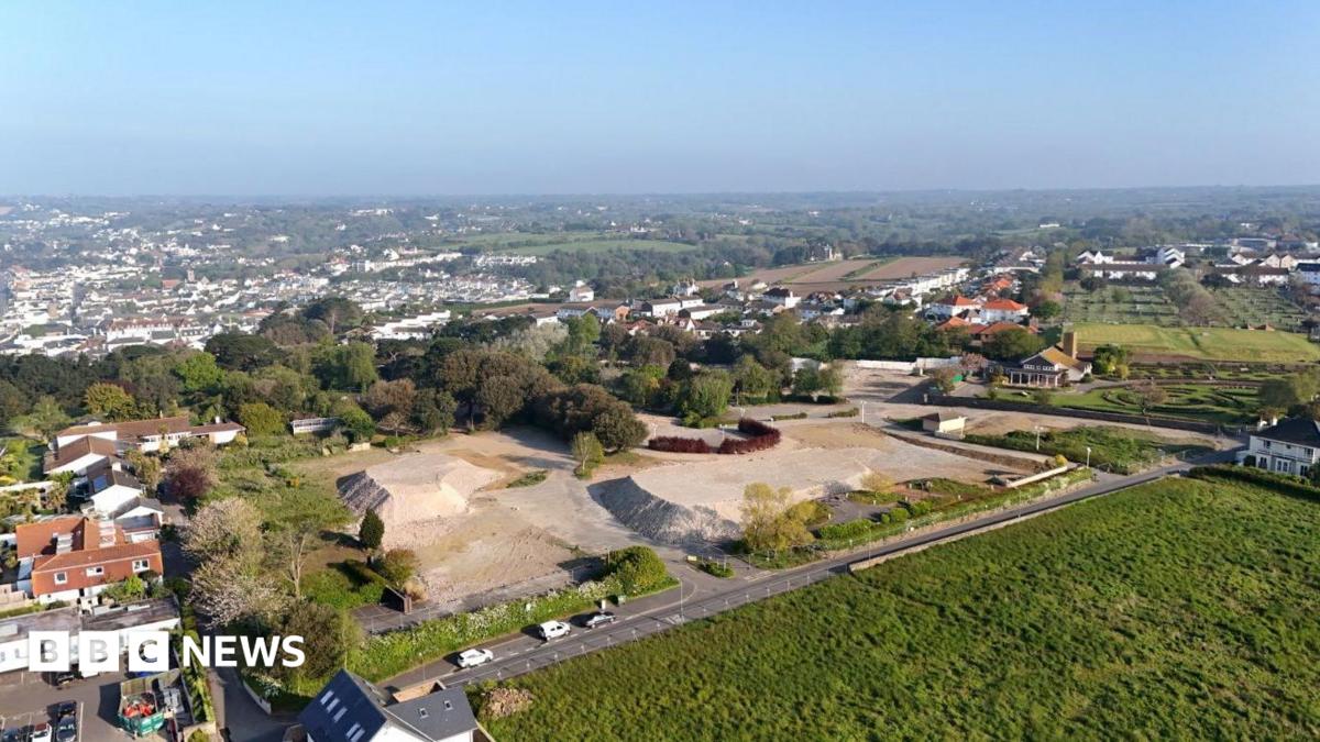 bbc.co.uk - Frankie Golding - Jersey hospital build by 2030 'not very realistic' - campaigners