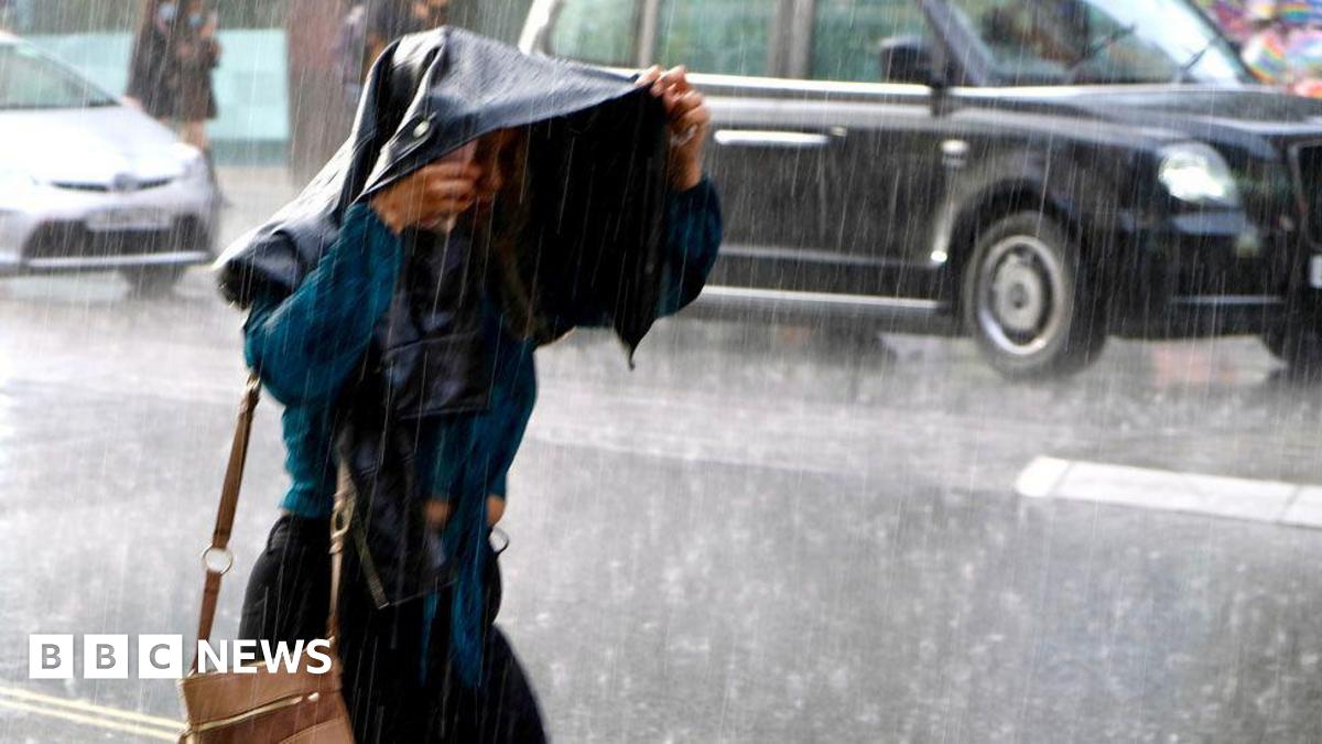 Met Office thunderstorm warning for southern England and Wales takes ...