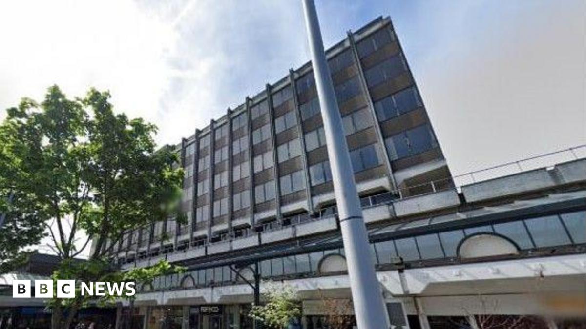 plan-for-flats-above-hull-s-prospect-shopping-centre-are-approved-bbc