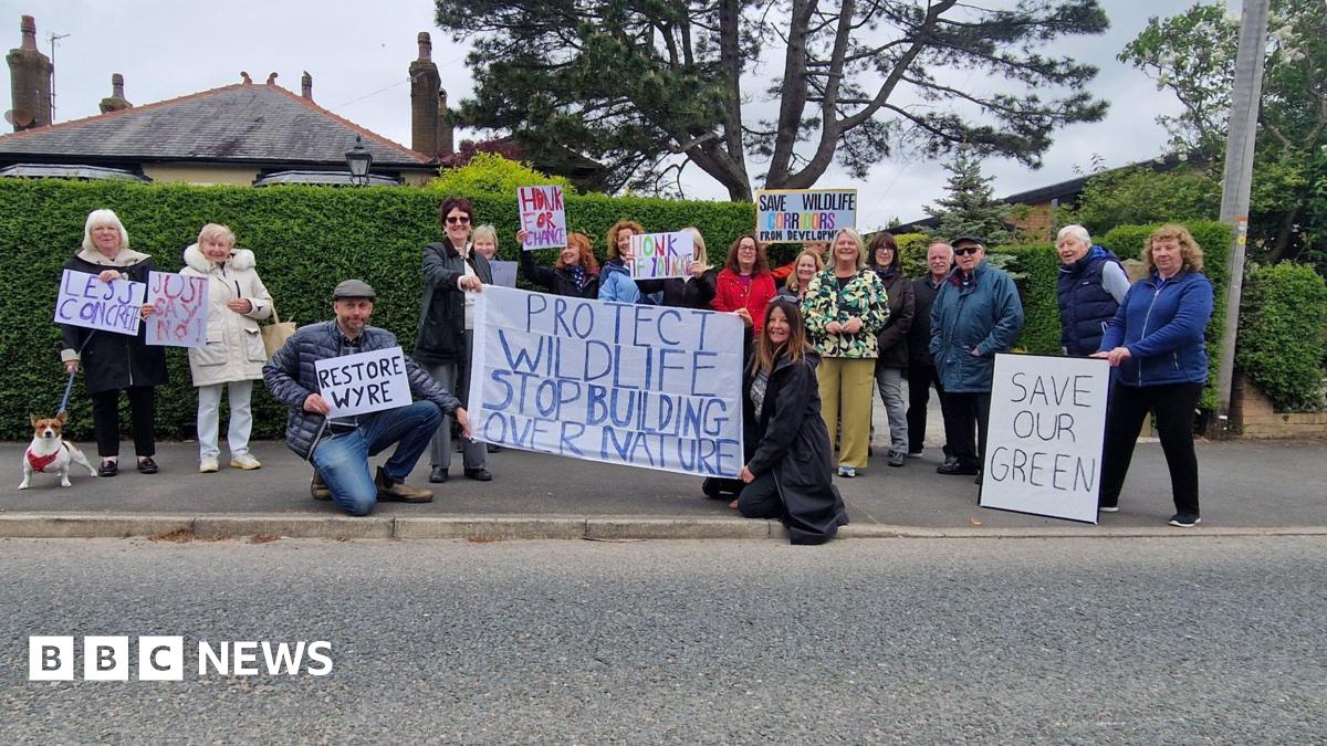 Poulton-le-Fylde residents fear new homes will displace wildlife   www.bbc.co.uk