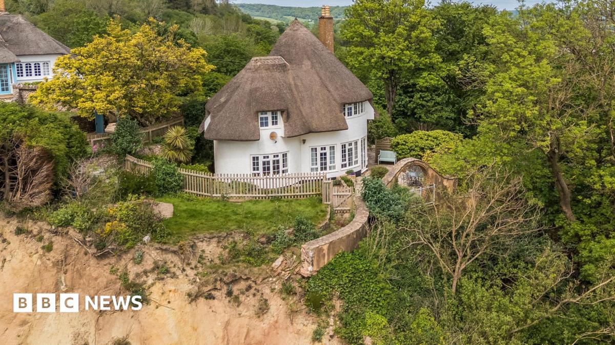 Cliff-edge fort in Jenkinstown