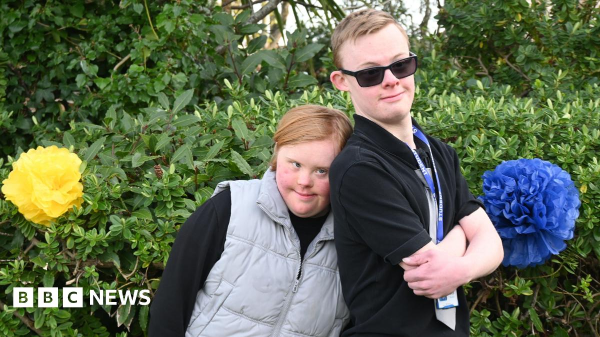 bbc.co.uk - Kelly Withers - Hilton chefs help students host dinner at Minehead hotel