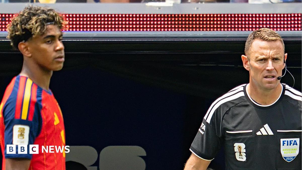 Assistant referee Stuart Burt shares 2026 World Cup experience