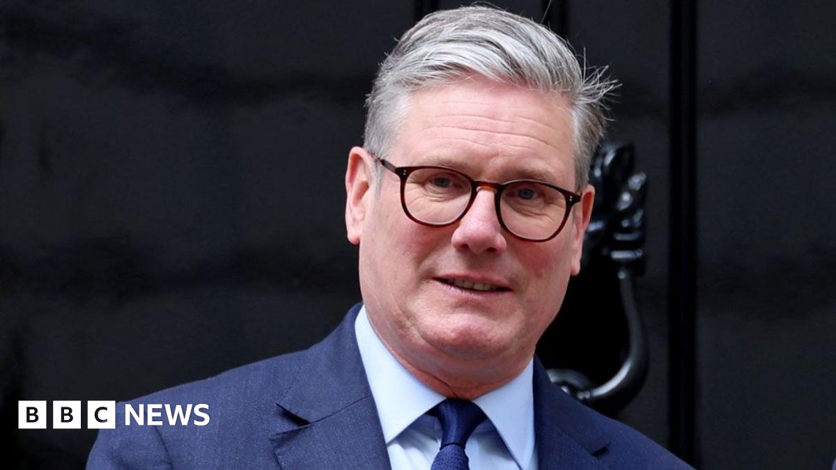Keir Starmer does not believe trans women are women, No 10 says