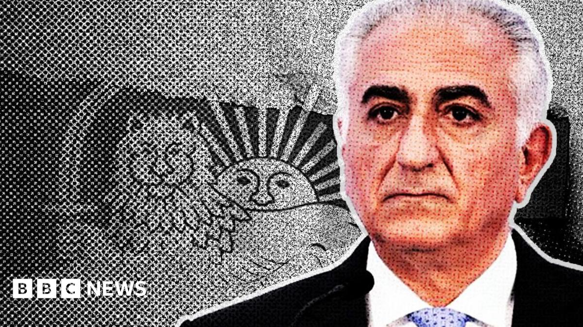 Reza Pahlavi, exiled son of Iran's last shah, at centre of protest chants
