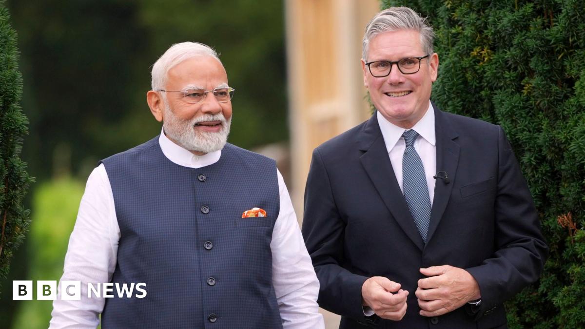 
                            UK won't relax visa rules for India, Starmer says