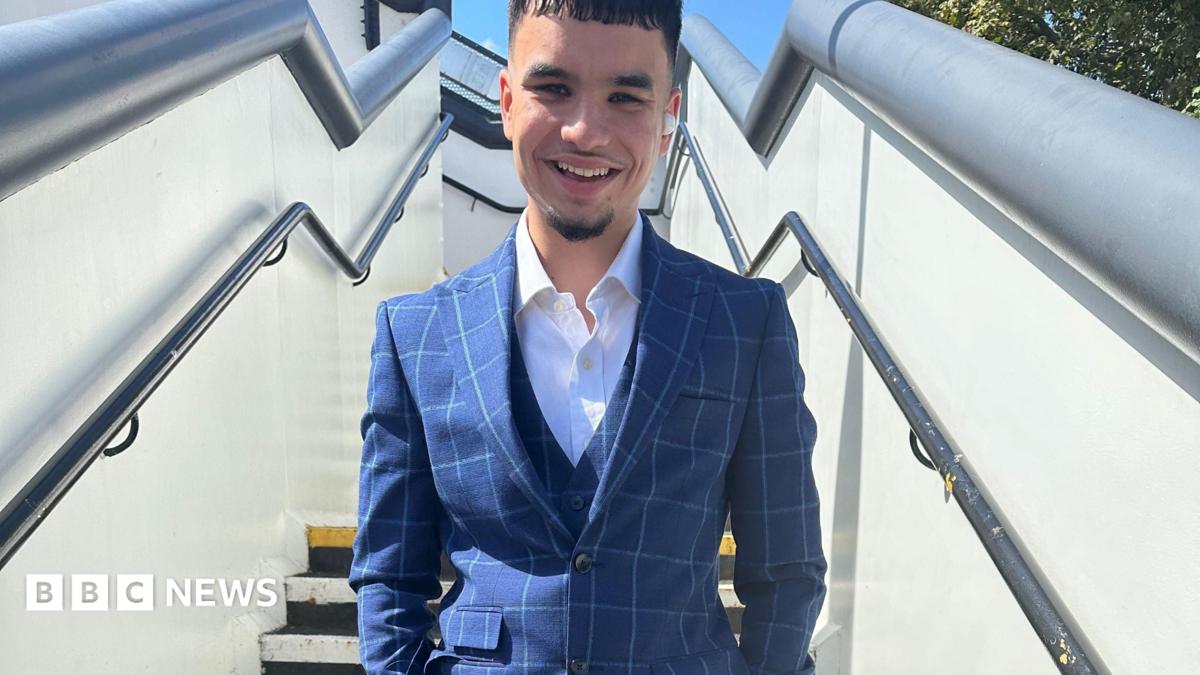 'Missed opportunities' to protect fatal stab victim