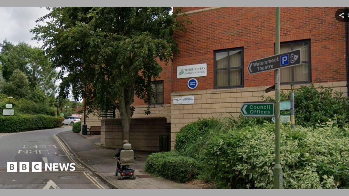 Hertfordshire council shake-up could be challenged