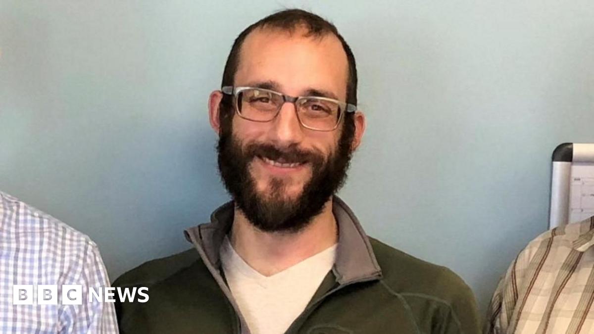 Who was Alex Pretti, the intensive care nurse shot dead in Minneapolis?