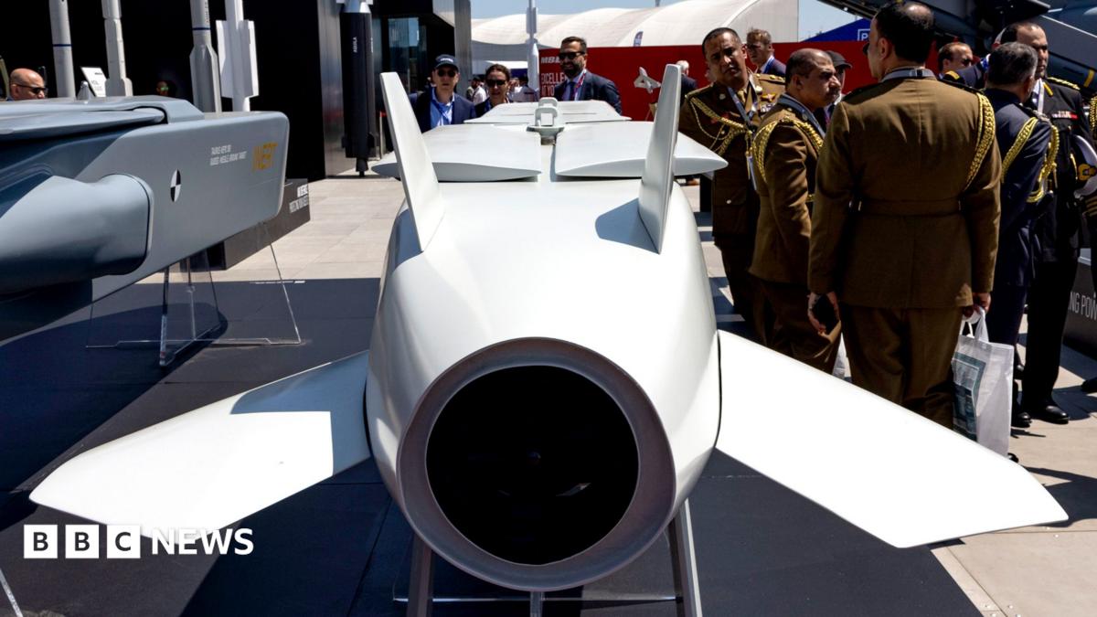 UK missiles offer may help Ukraine - but is not what Zelensky needs most