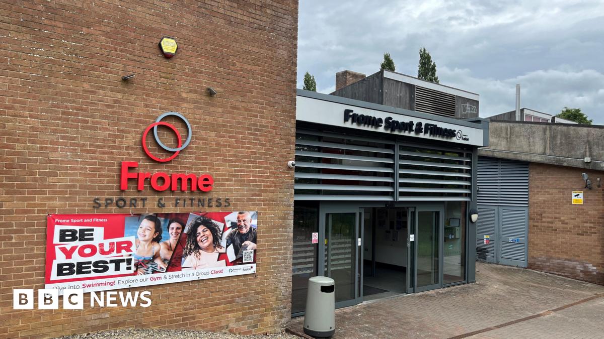 'Frustration' as Leisure Centre's swimming lessons cancelled