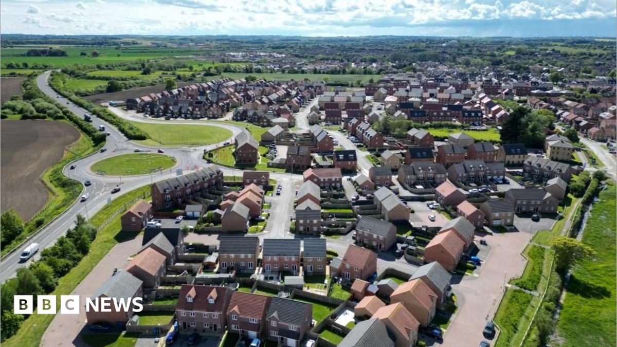 Oxfordshire U-turns on plans for new-build car-free estates
